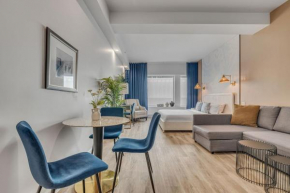 Initial / Bluebird / Downtown Qc